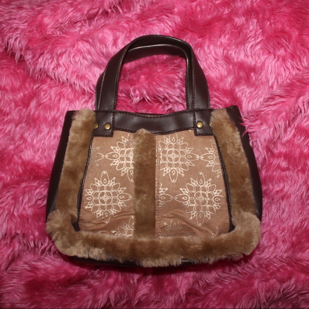 Hand bag